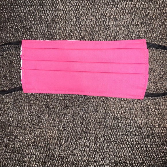 Handmade Accordion Style Face Mask - Picture 2 of 2